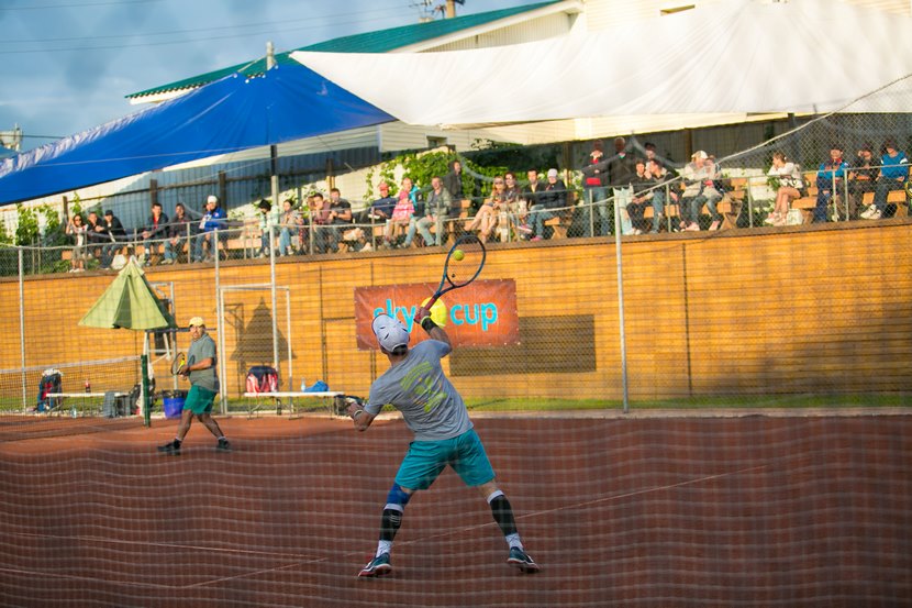 VIII ежегодный любительский теннисный турнир Sky Cup