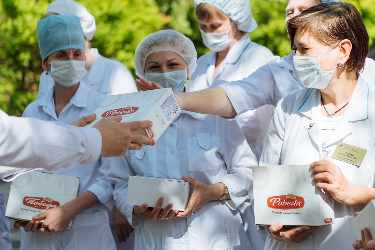 КФ «Победа» поддерживает врачей Новосибирска шоколадом для укрепления иммунитета