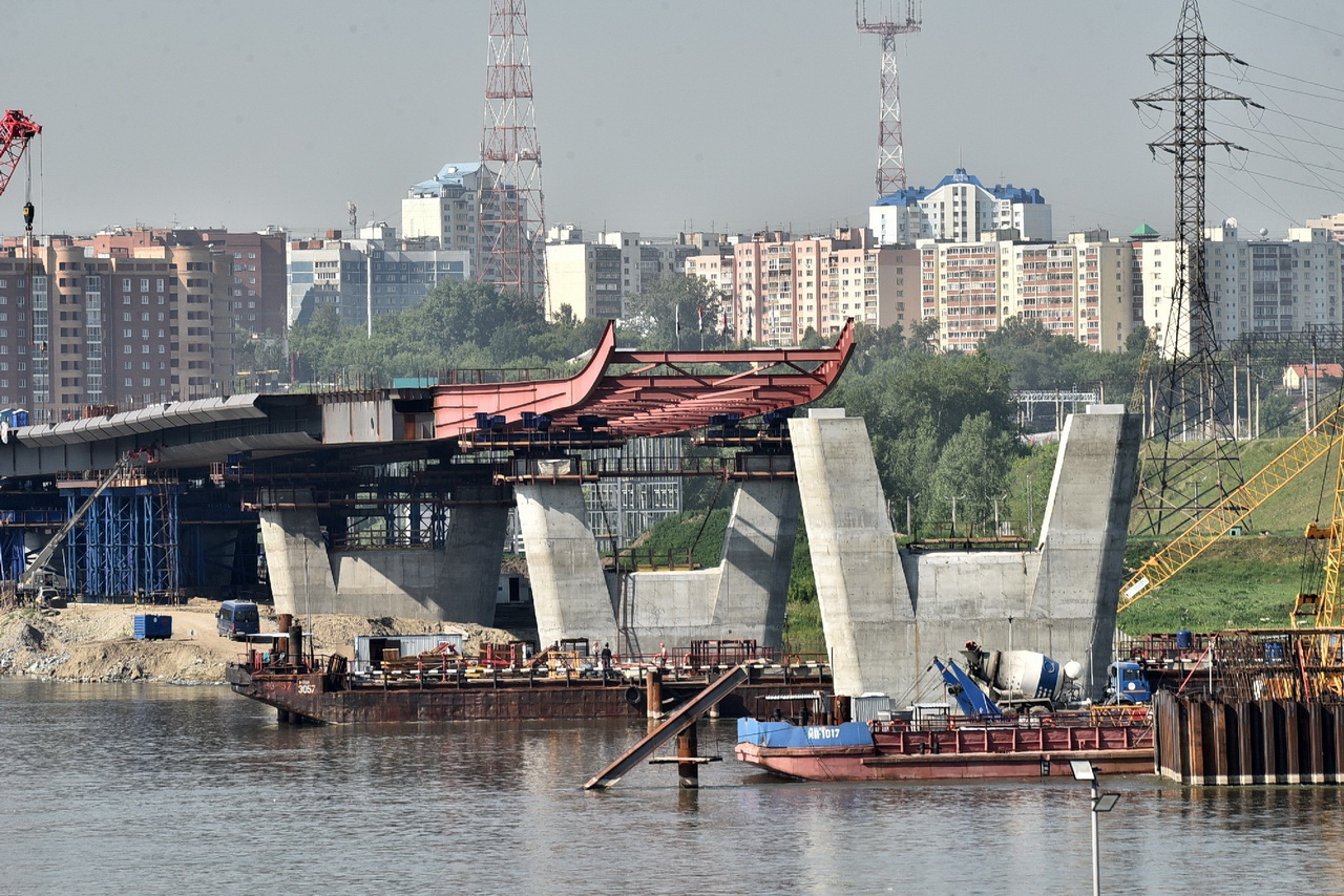 Строители четвёртого моста приступили к сооружению пилона в виде буквы Н